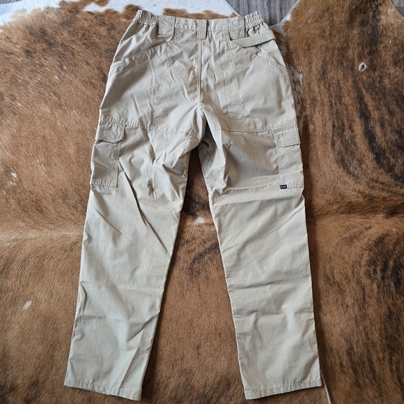 5.11 Tactical Cargo Pants - Picture 5 of 9